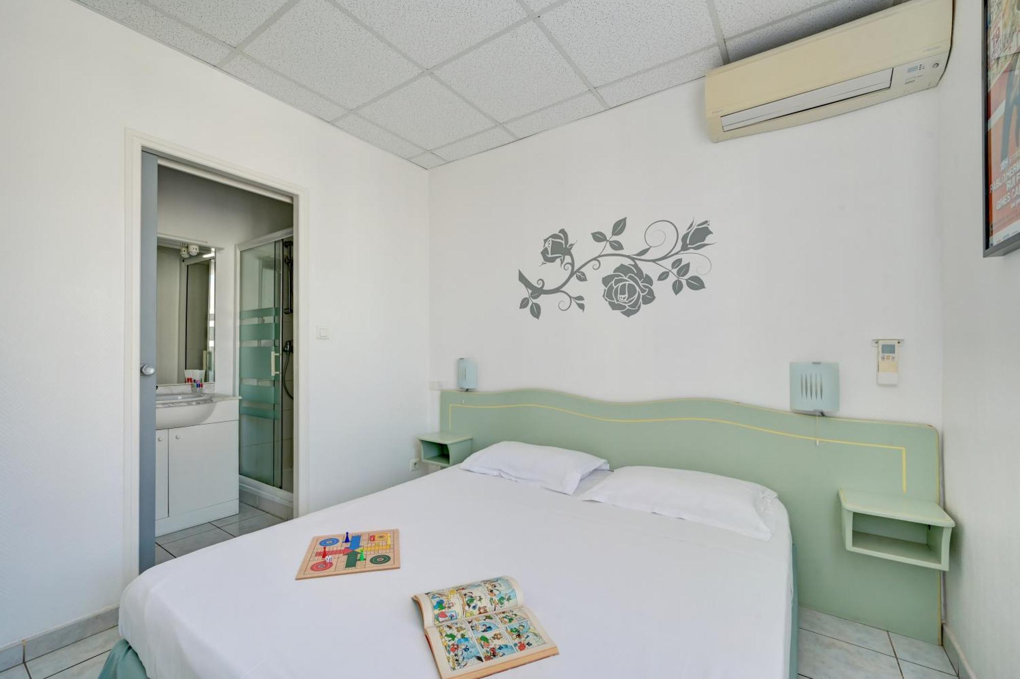 Hotel Camille Saintes-Maries-de-la-Mer Kültér fotó