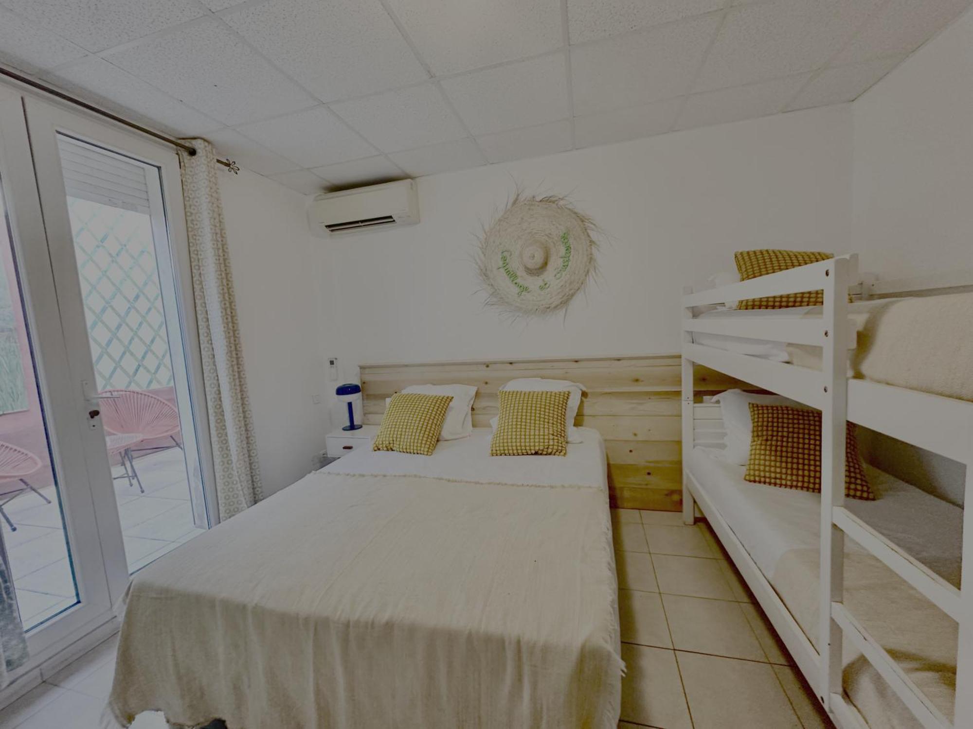 Hotel Camille Saintes-Maries-de-la-Mer Kültér fotó